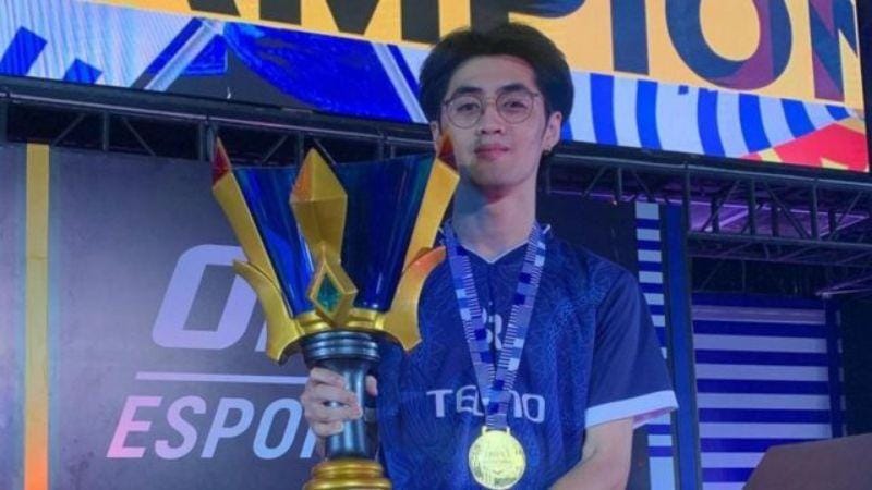 Coach Theo asal Filipina belum berhasil di MPL Indonesia