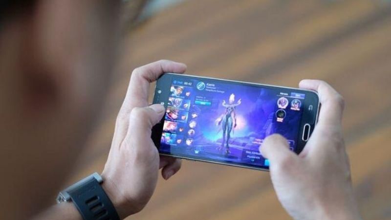 Analisis permainan sendiri