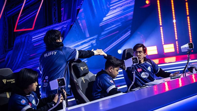 Dok. Esports World Cup